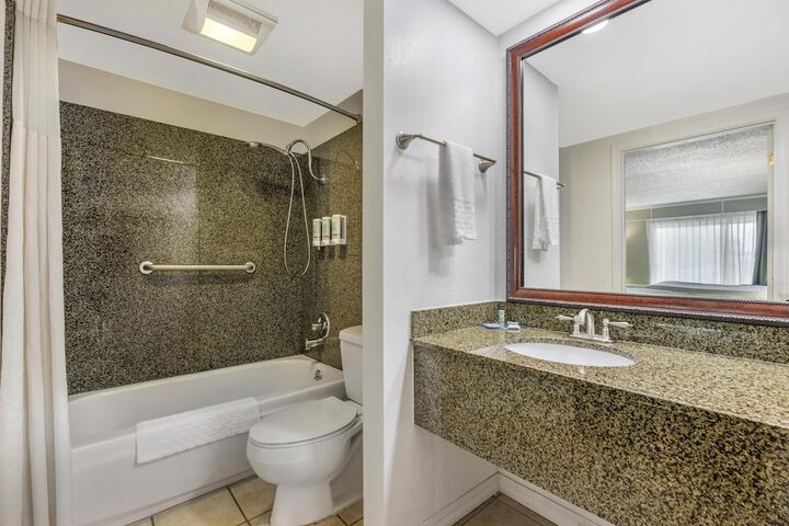 Best Western Pier Point Inn