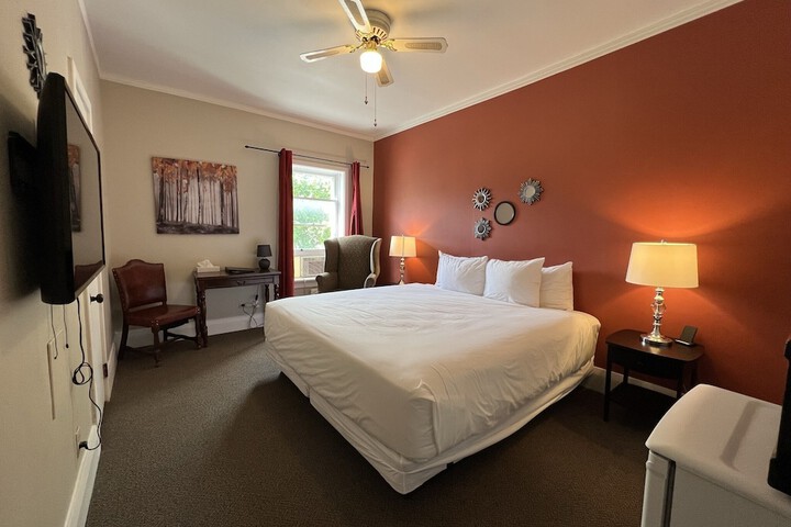 Room 54 of 104