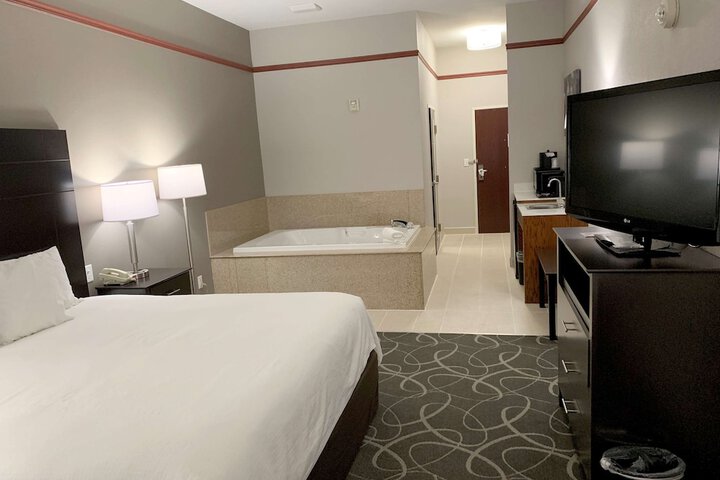 Room 17 of 25