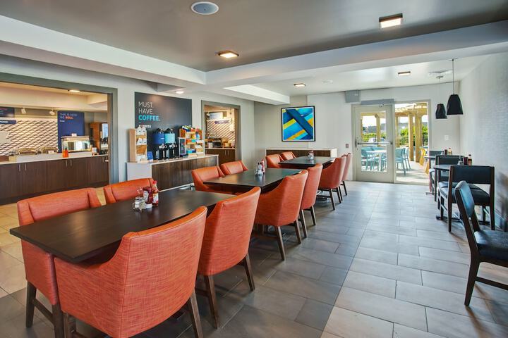 Holiday Inn Express Kitty Hawk Outer Banks by IHG