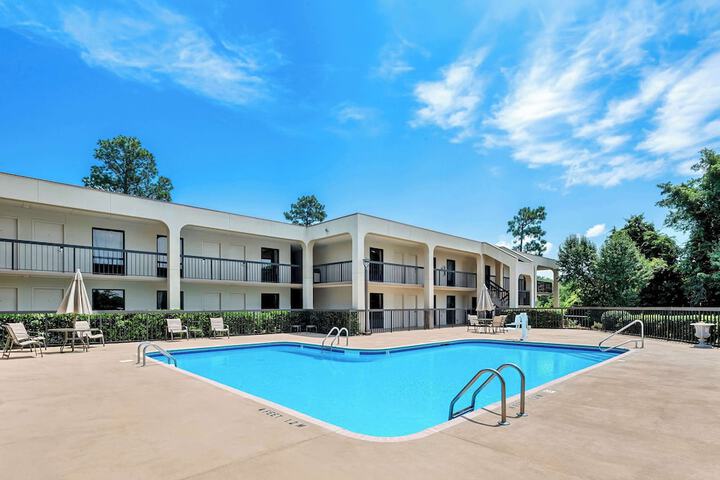 Pool 4 of 31
