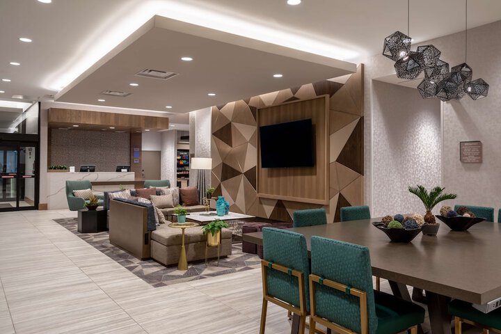 Hotel Interior 8 of 31