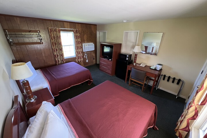 Room 20 of 34