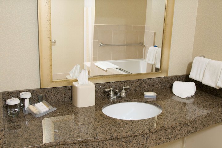 Hilton Garden Inn Mount Holly / Westampton