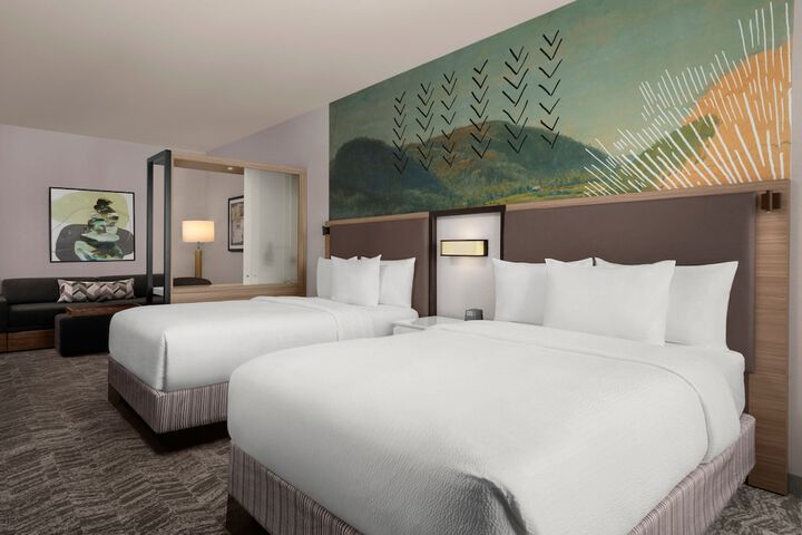 Room 7 of 27