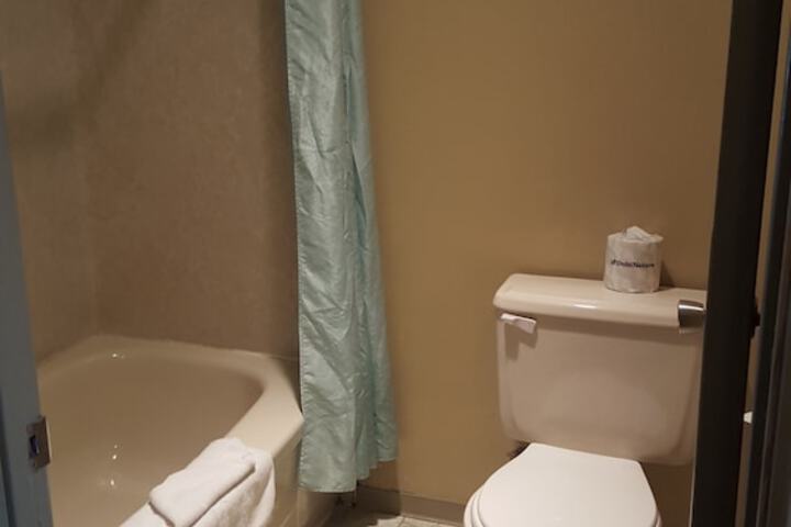 Rainbow Motor Inn