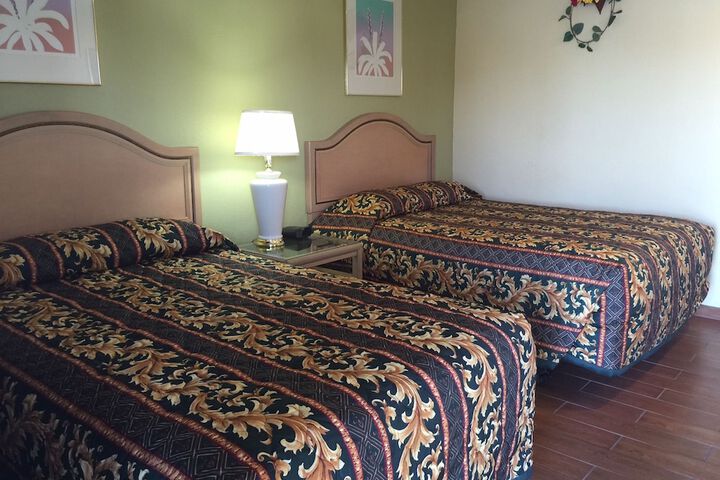 Room 19 of 25