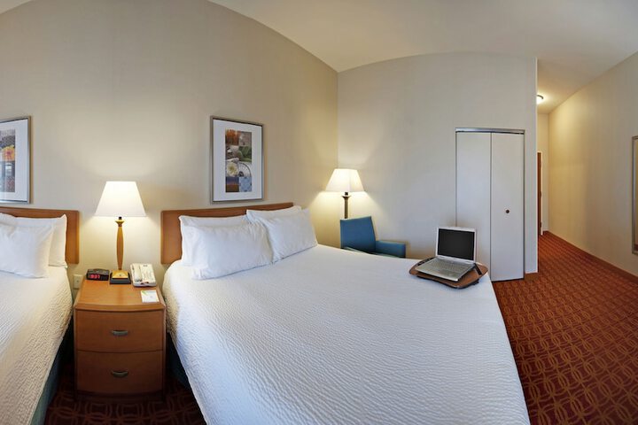 Room 25 of 35