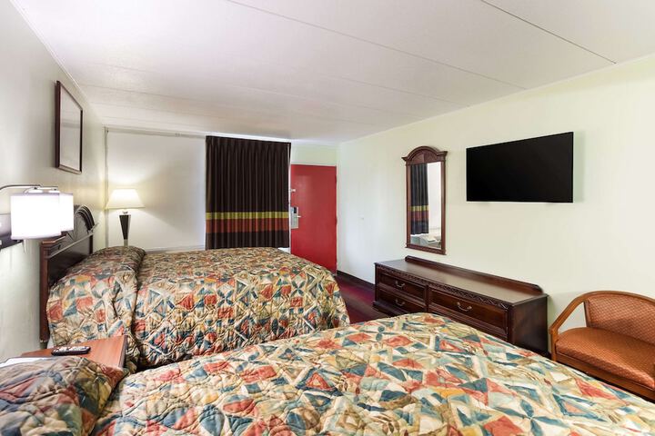 Room 38 of 43