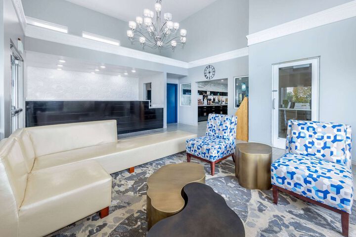 Hotel Interior 11 of 57