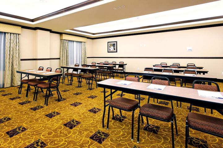 Holiday Inn Express Hotel & Suites FRESNO NORTHWEST-HERNDON by IHG