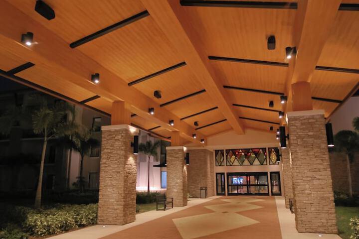 Seminole Brighton Bay Hotel & Casino
