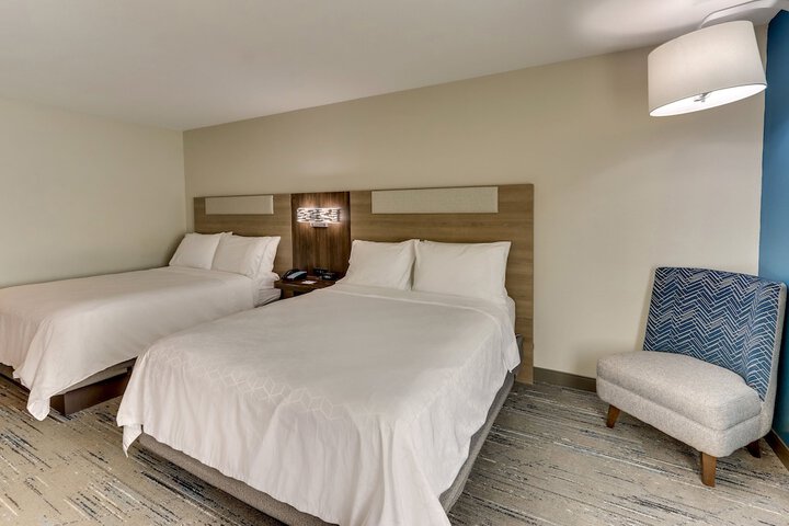 Room 16 of 60