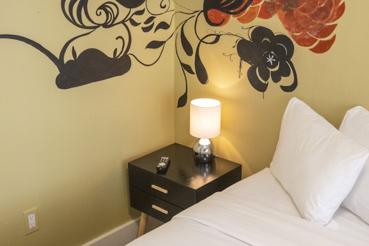 Room 65 of 89