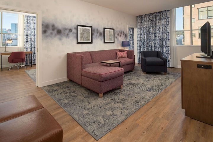 Room 21 of 48