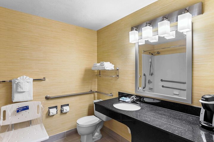 Best Western Cascadia Inn