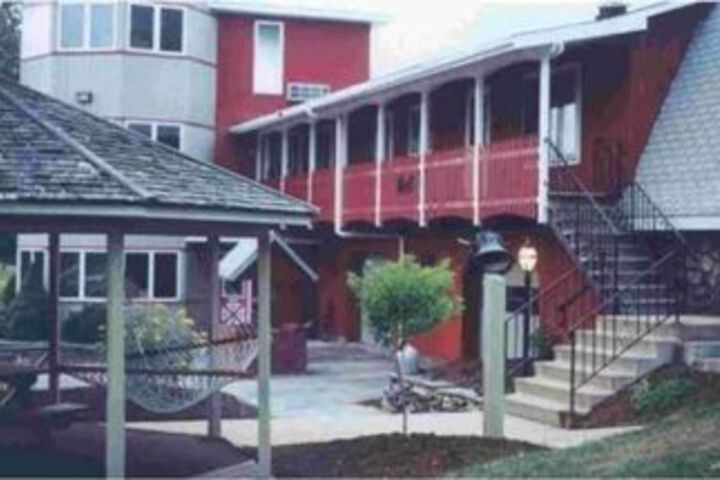 Red Barn Village Bed and Breakfast