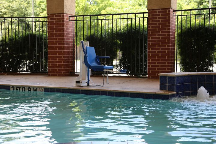 Holiday Inn Express & Suites Deer Park by IHG