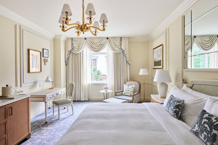 The Charleston Place