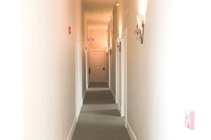 Ballroom/Hall 32 of 32