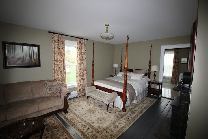 Room 21 of 30