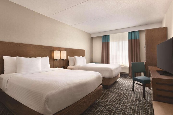 Park Inn by Radisson Brampton On