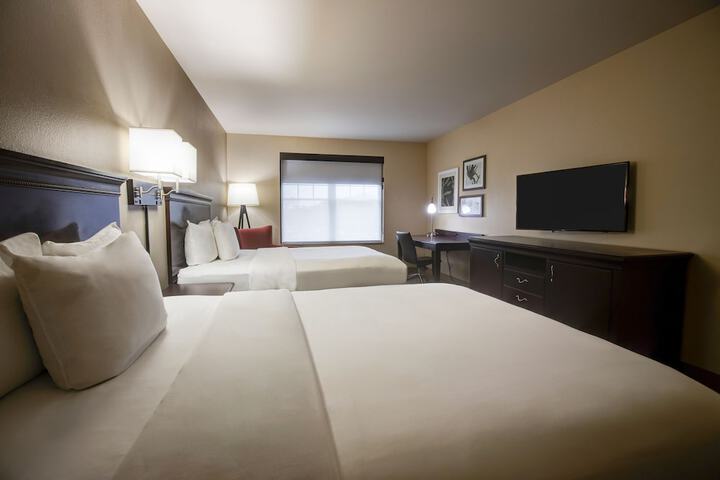 Country Inn & Suites by Radisson RED Wing, MN