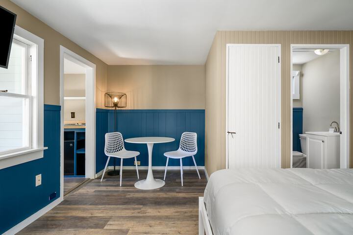 The Beaches Guest Rooms and Cottages