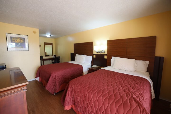Room 13 of 22
