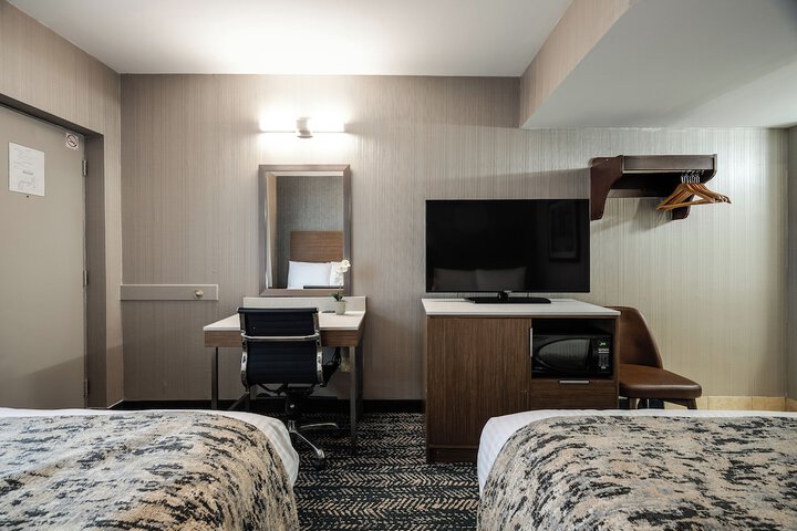 Room 55 of 78