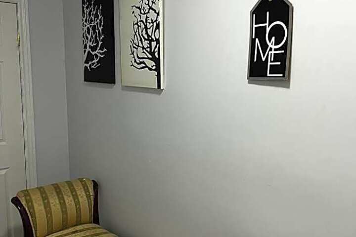 1 bedroom with private entrance