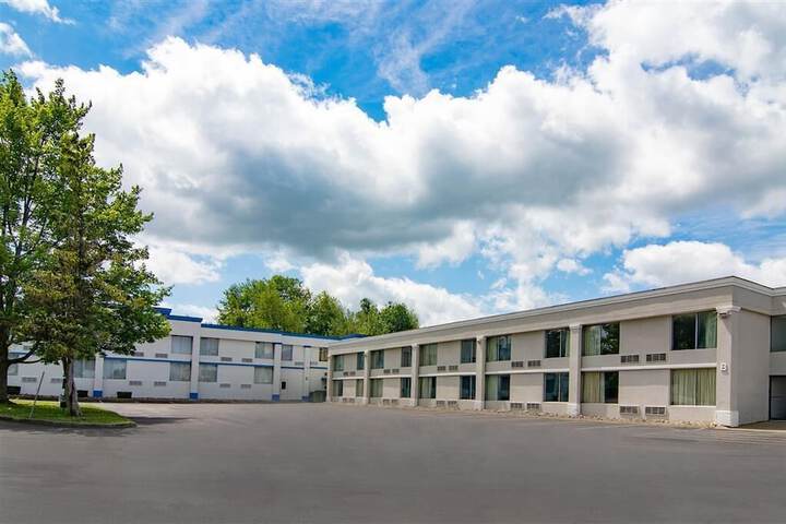 Studio 6 Suites Clarion PA