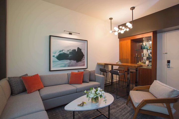 Room 45 of 82
