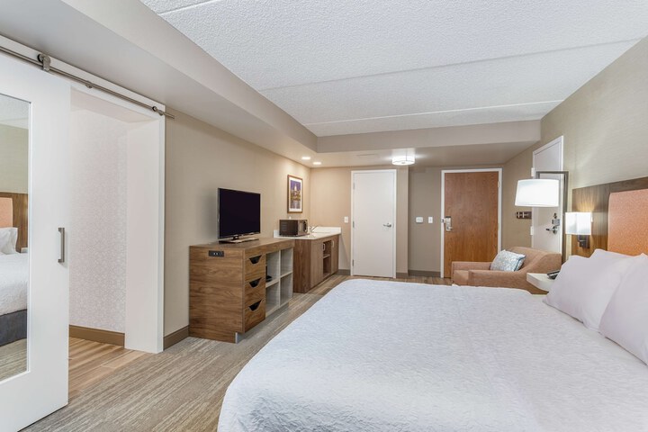 Room 45 of 71