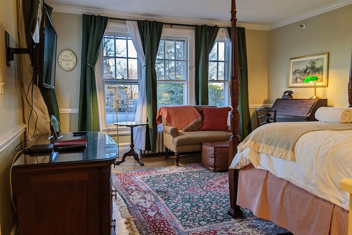 Room 91 of 239