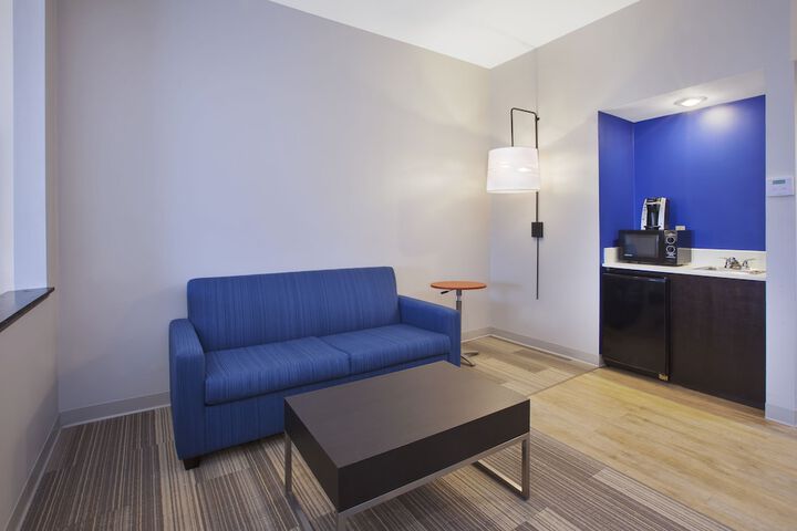 Holiday Inn Express Tiffin by IHG