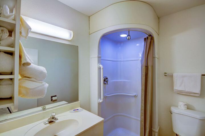 Room 36 of 49
