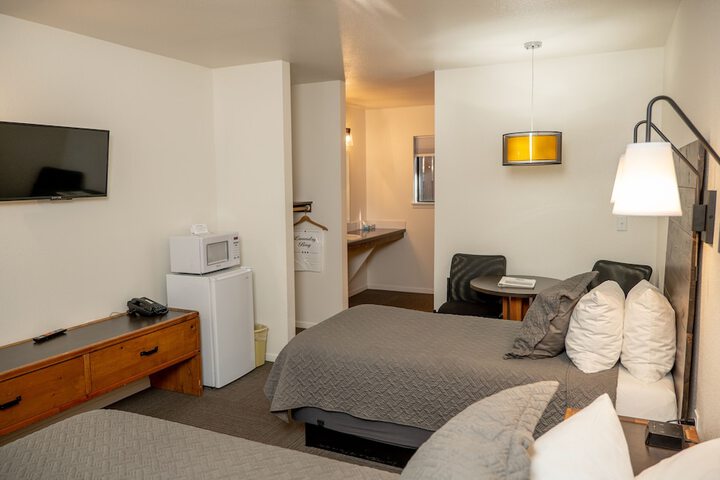 Room 64 of 235