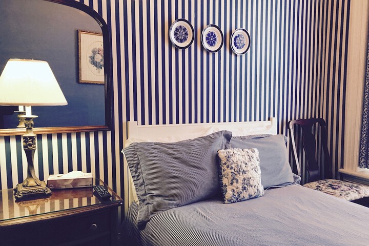 Room 7 of 57
