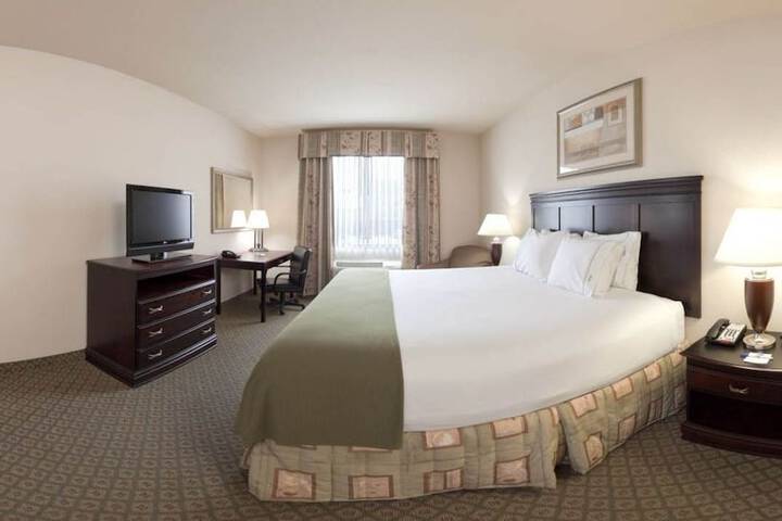 Room 14 of 39