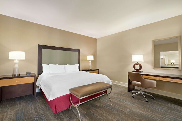 Room 35 of 108