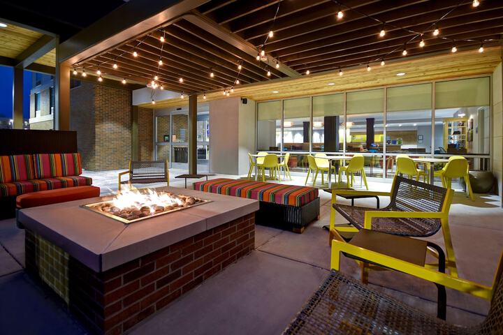 Home2 Suites by Hilton Wichita Downtown Delano
