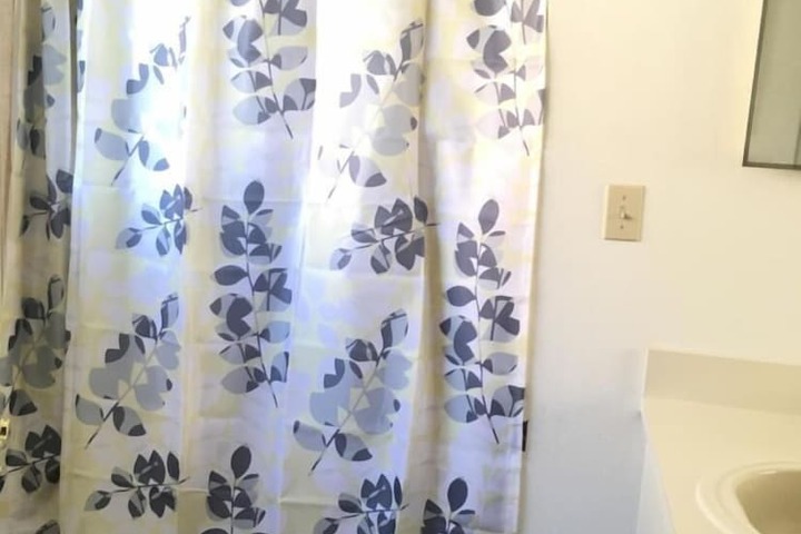Room 25 of 35