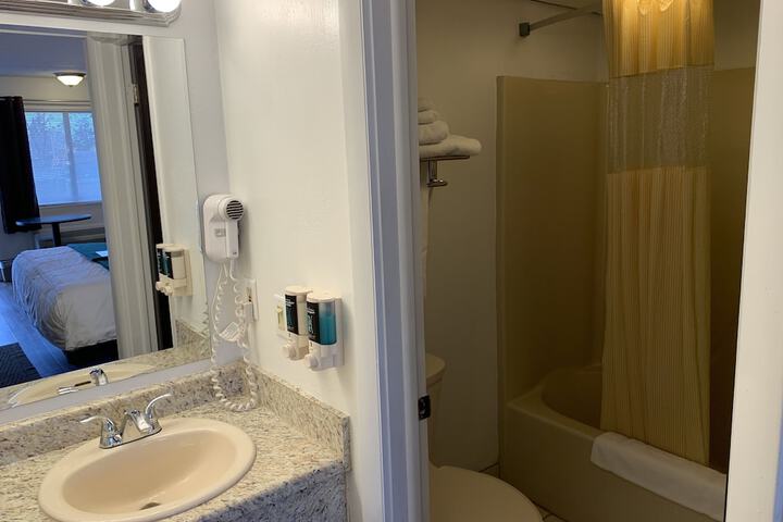 Baymont by Wyndham Petoskey