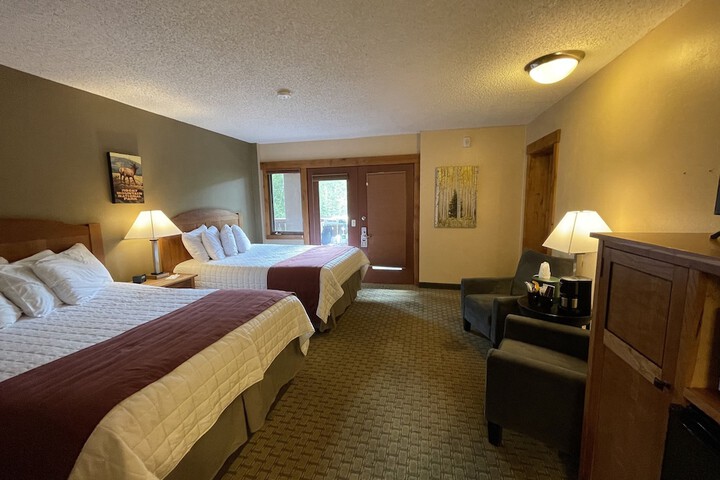 Silver Moon Inn