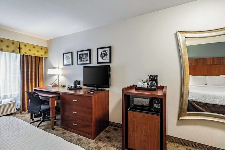 Room 31 of 41
