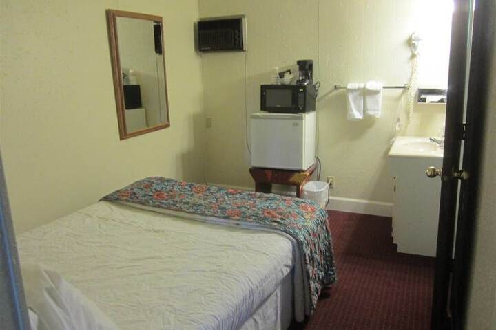Room 12 of 56