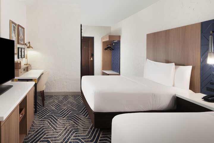 Hotel Royer Urbana Champaign Tapestry Collection by Hilton