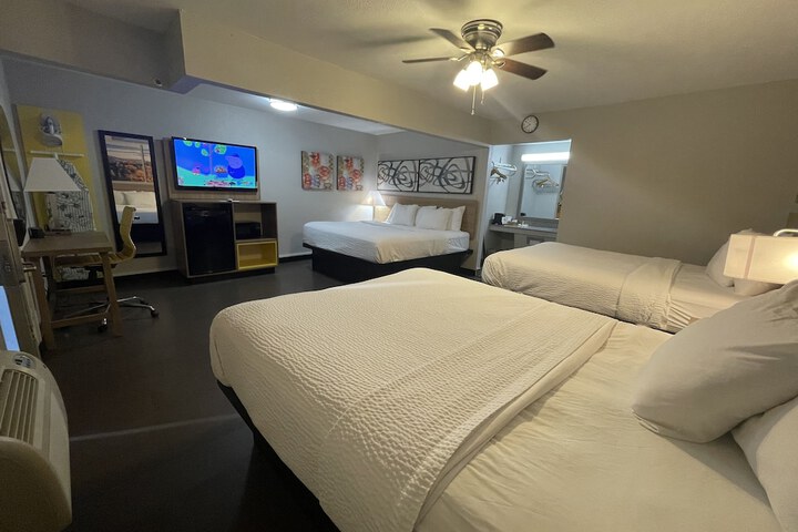 Room 17 of 62