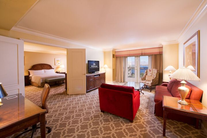Hilton Lake Las Vegas Resort and Spa